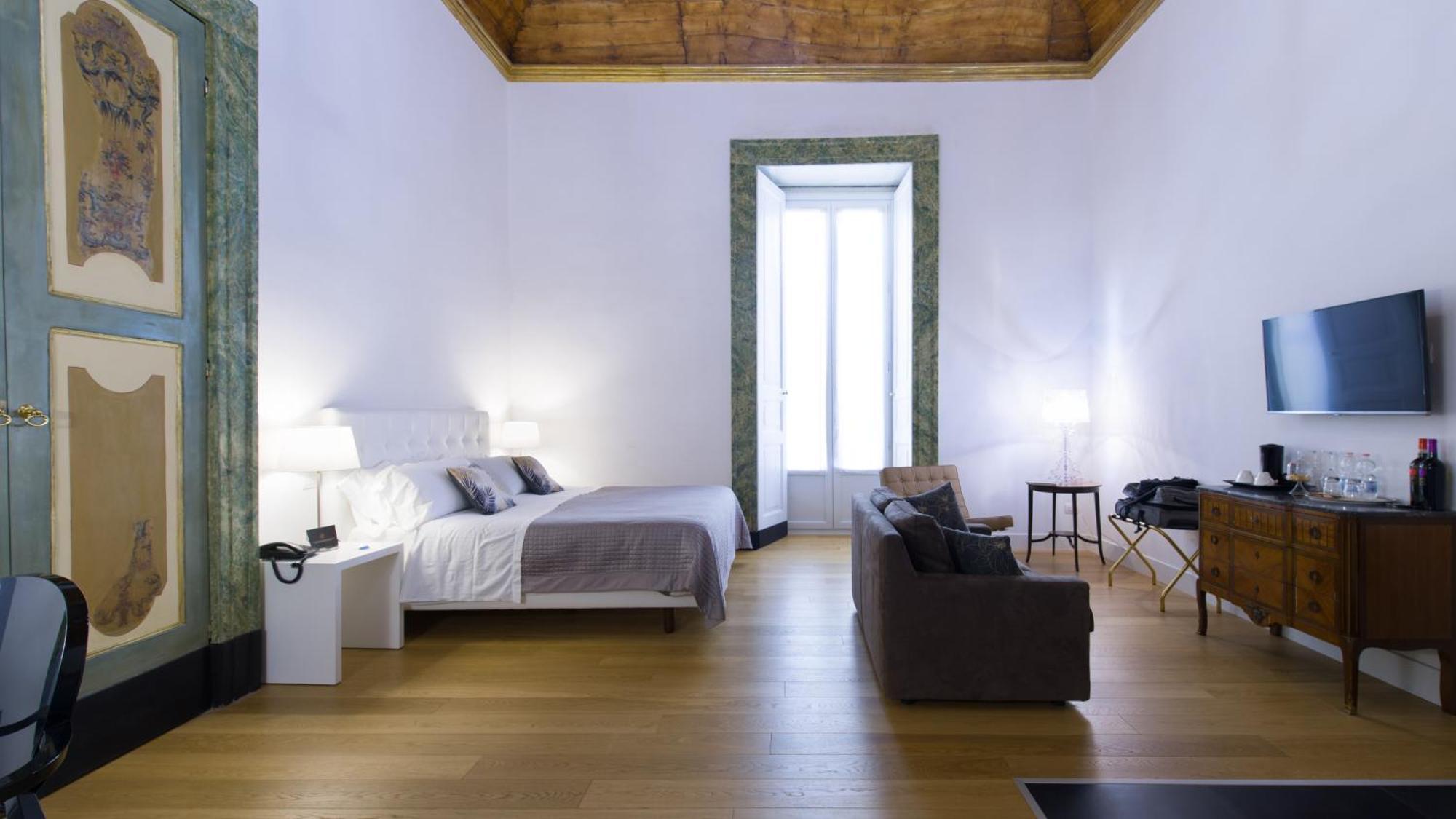 Santa Chiara Boutique Hotel Napoli Esterno foto