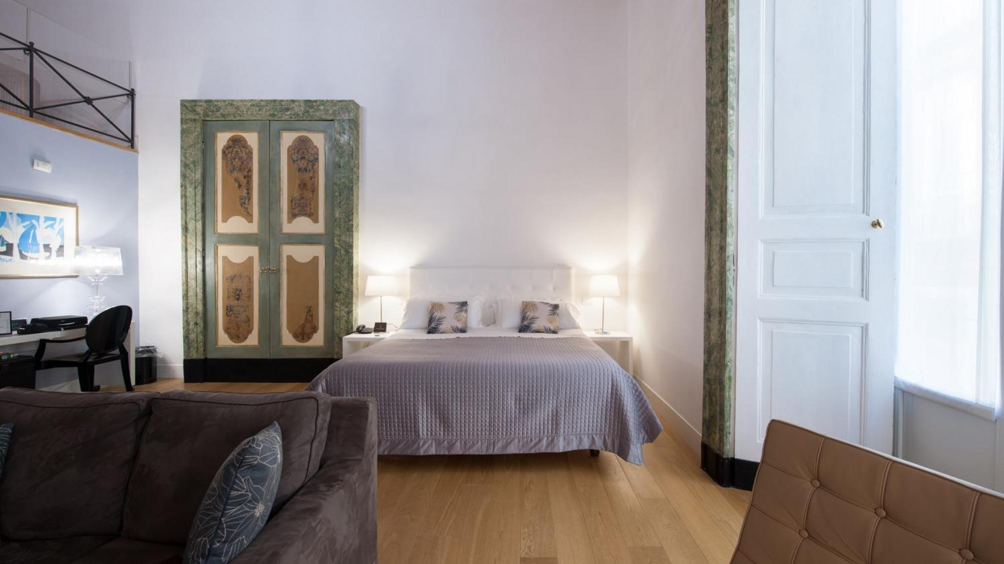 Santa Chiara Boutique Hotel Napoli Esterno foto
