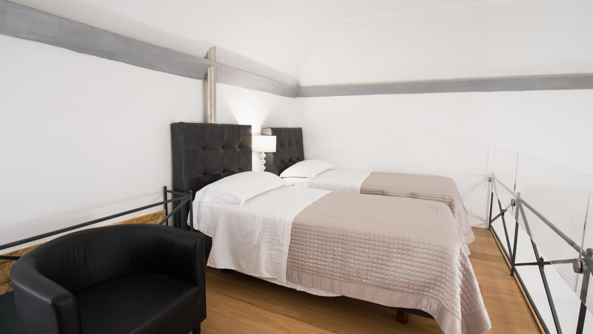 Santa Chiara Boutique Hotel Napoli Esterno foto