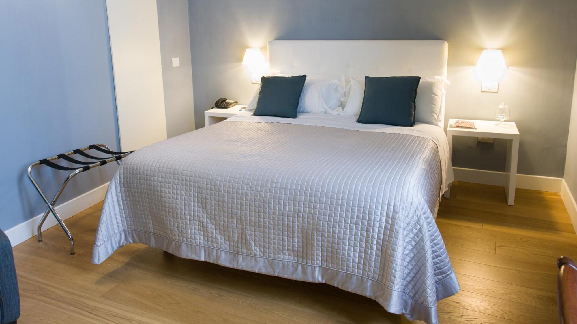 Santa Chiara Boutique Hotel Napoli Esterno foto
